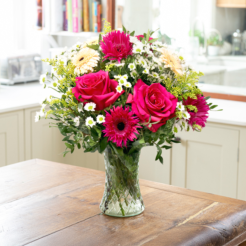 Pink & White Affordable Flower Bouquet - Blush & Peach Petals Roses - Next Day Flower Delivery UK - Blossoming Gifts