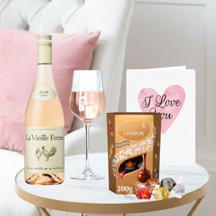 La Vielle Ferme Rose Wine (75cl), Lindor Assorted Truffles (200g) & Romance Card La Vielle Ferme Rose Wine (75cl), Lindor Assorted Truffles (200g) & Romance Card