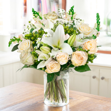 Luxury White Rose & Lily Luxury White Rose & Lily