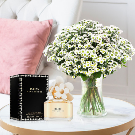 Daisy Delight & Daisy Eau de Toilette by Marc Jacobs (50ml) Daisy Delight & Daisy Eau de Toilette by Marc Jacobs (50ml)